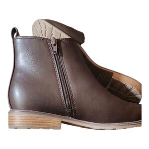 Sonoma Goods For Life Women's Brantlee Chelsea Boot 8.5 NWOT